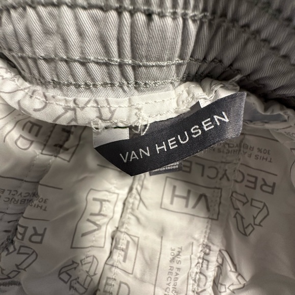 Van Heusen cargo shorts - Picture 5 of 11